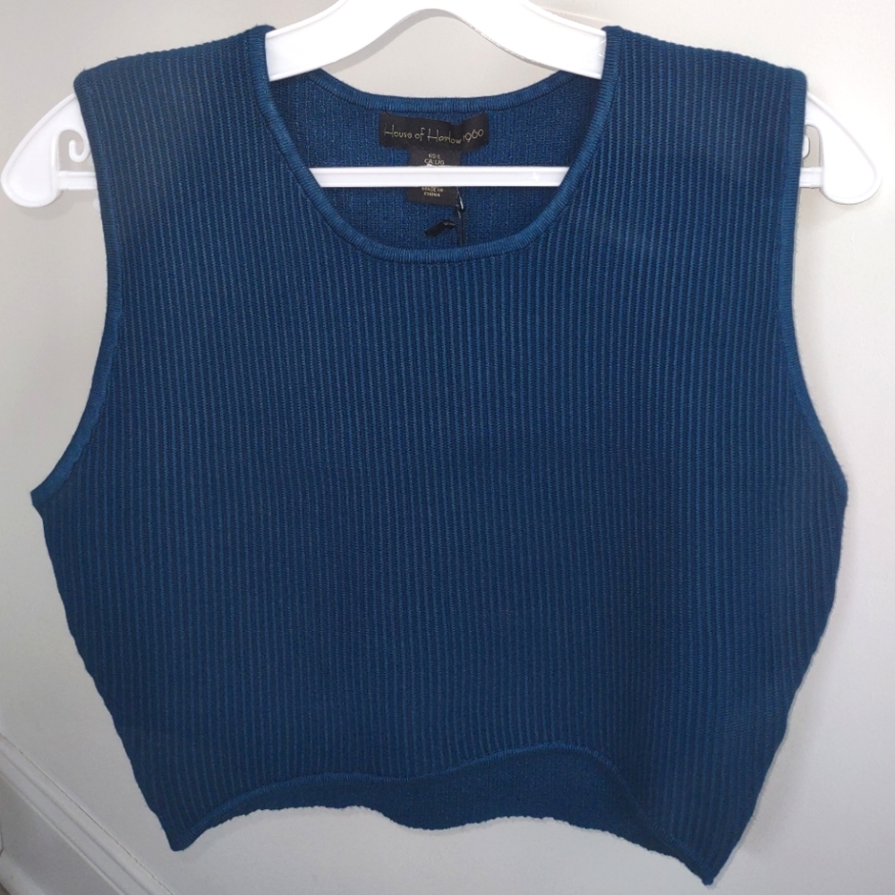 House of Harlow 1960 Crewneck Ribbed Knit Crop Top